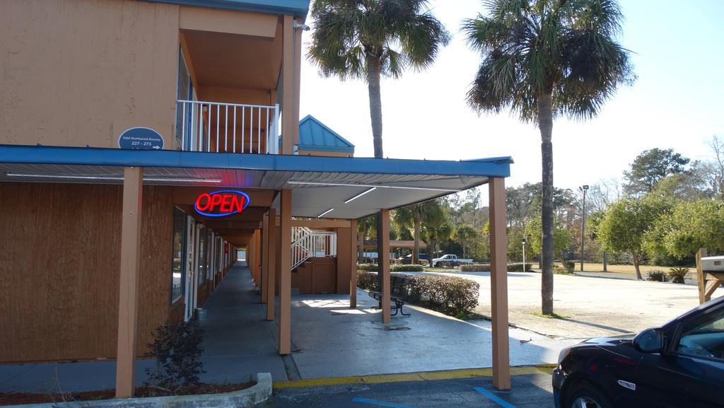 Econo Lodge Brunswick I-95 エクステリア 写真