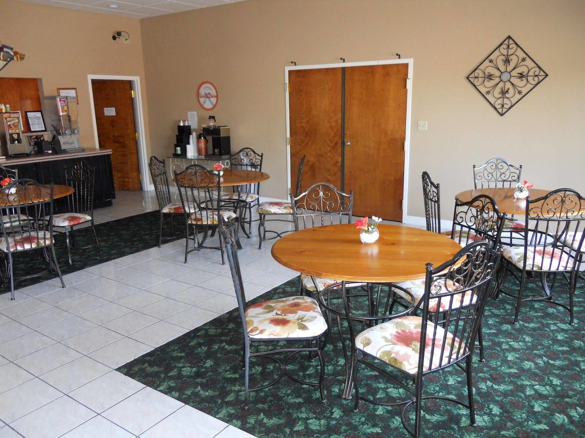 Econo Lodge Brunswick I-95 エクステリア 写真
